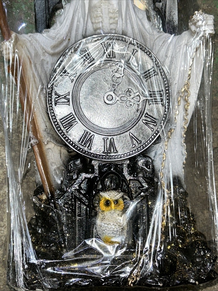 Santa Muerte White 11in