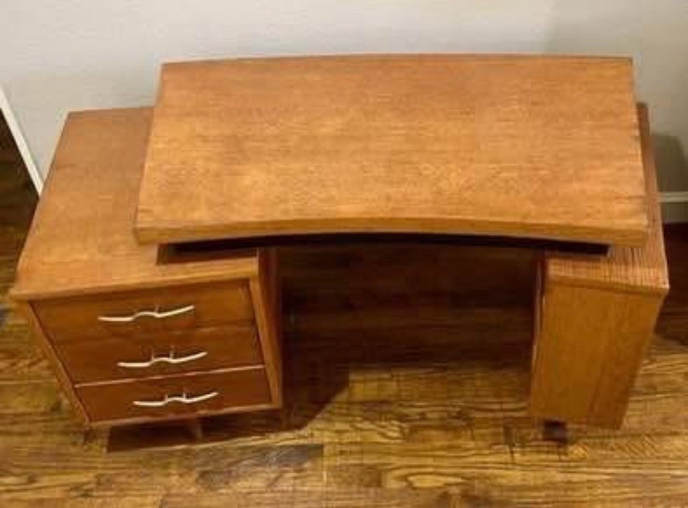 Incredible Vintage atomic MCM desk