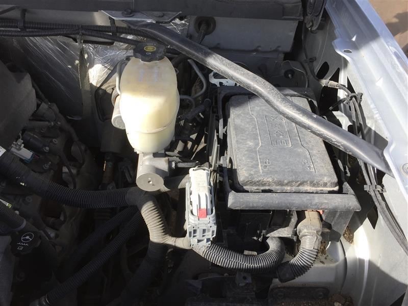 SIERRA250 2015 Glove Box 18882