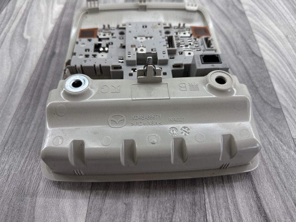 2019-2021 MAZDA CX-9 CENTER OVERHEAD CONSOLE PANEL ASSEMBLY OEM