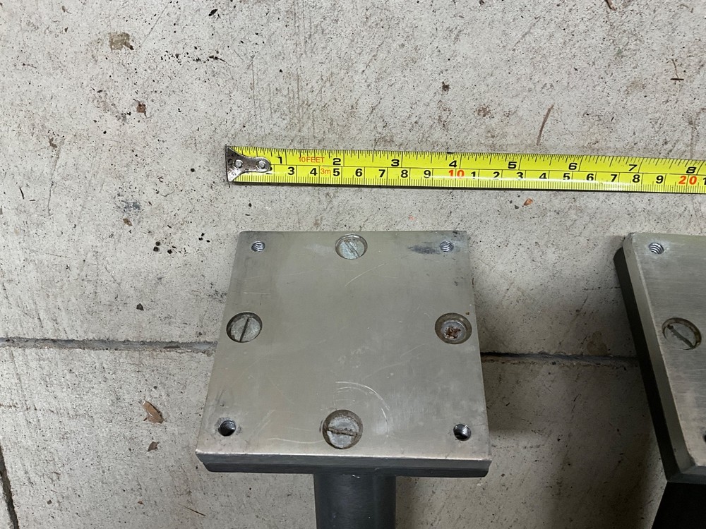 Big Jon Downriggers - Gimbal mounts (2) - Grey, nice shape, 30 degrees, w/ plate
