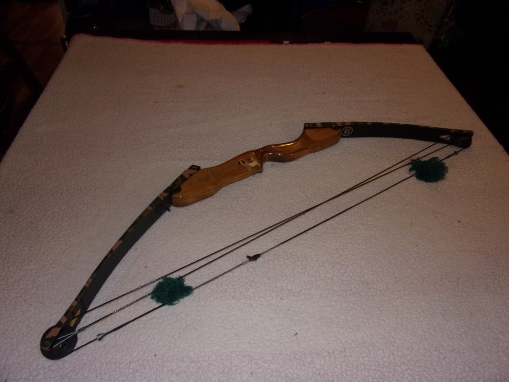 Vintage Darton WH 500 Compound Bow