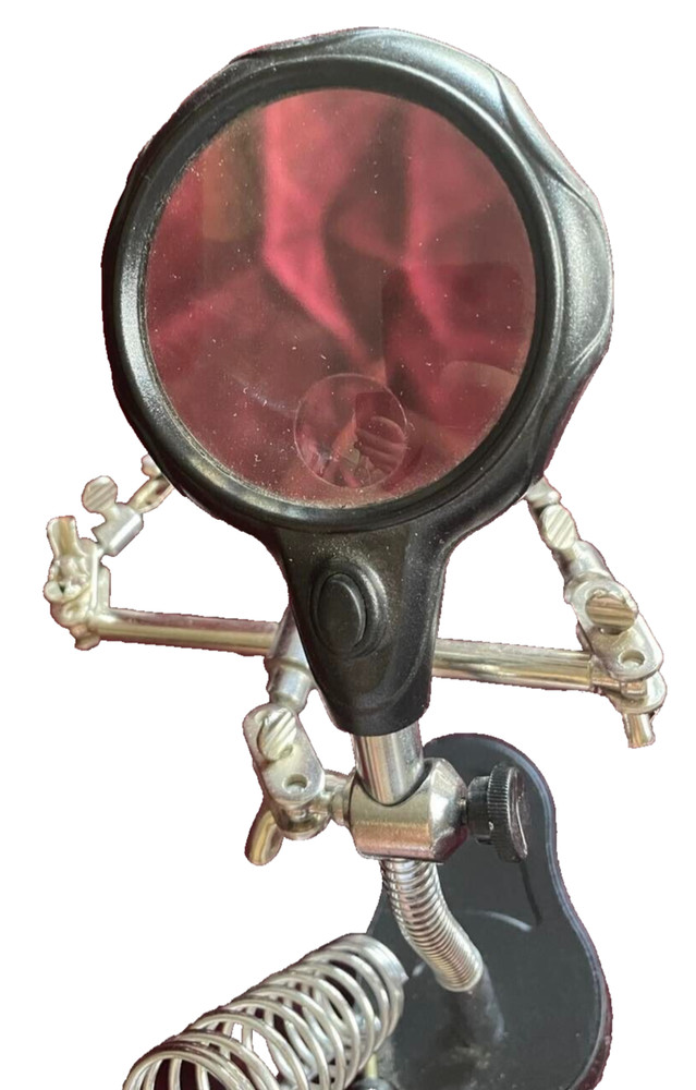 Multi-Functional Crafting Station - WORKS - NEVER USED