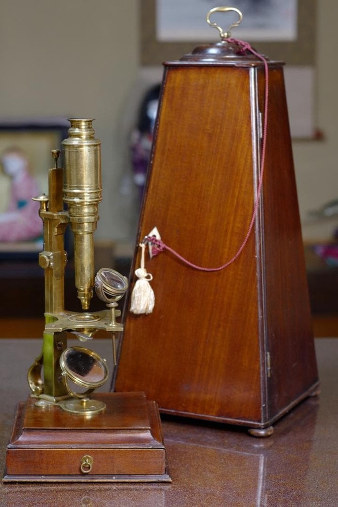 microscope antique collectible John Cuffe's compound microscope Maltese cross