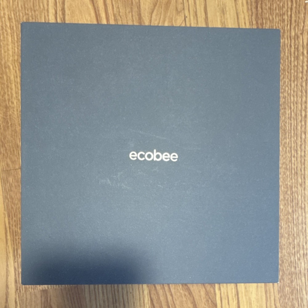 ecobee ECB402 Programmable Thermostat Black/White with Mounting Hardware - NEW