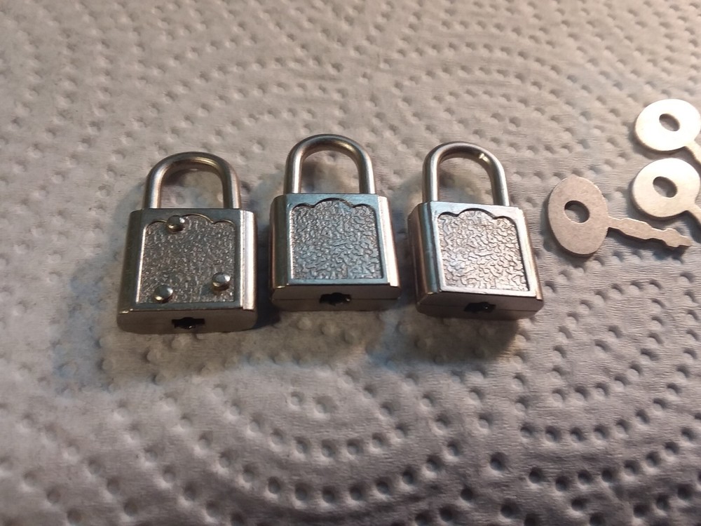 Three 1-1/4" Locks w/Keys