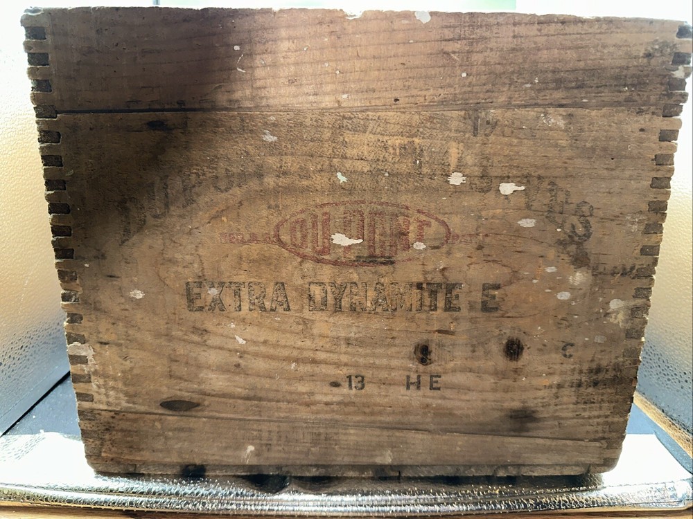 DuPont Explosives Box Extra Dynamite E 18x13x10”