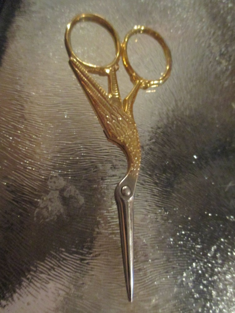Vintage Stork Craft Sewing thread scissors The Creative Circle