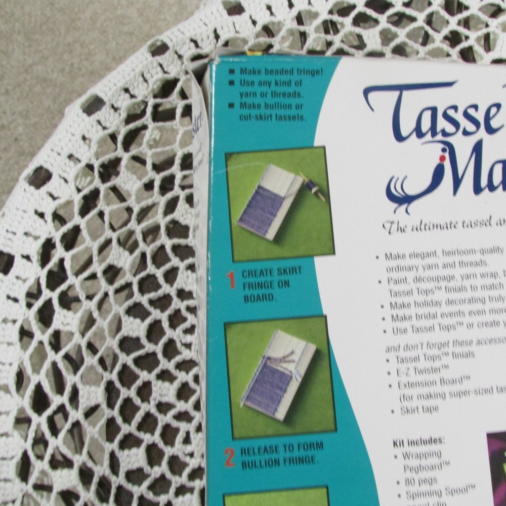 Darice Tassel Master 50001