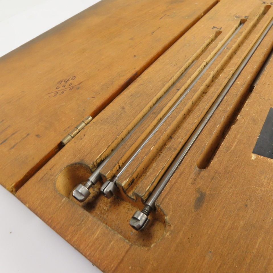 Starrett Depth Micrometer Set 1"-9" W/Wooden Box
