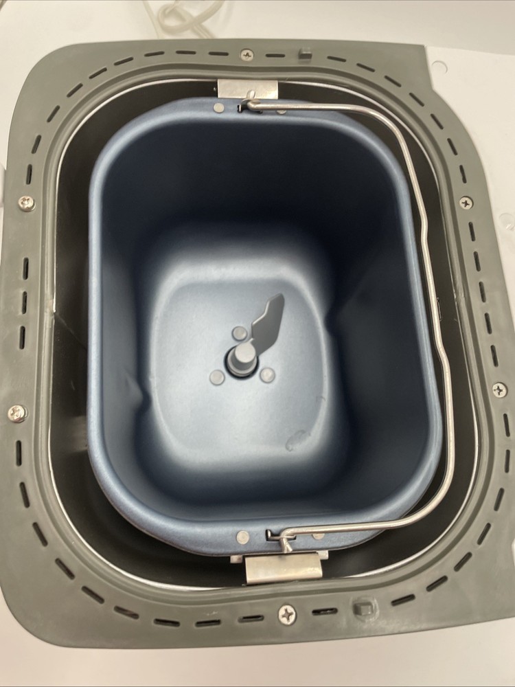 Oster Express Bake Bread Maker - 2Lb - Model 5838 White - Tested Works