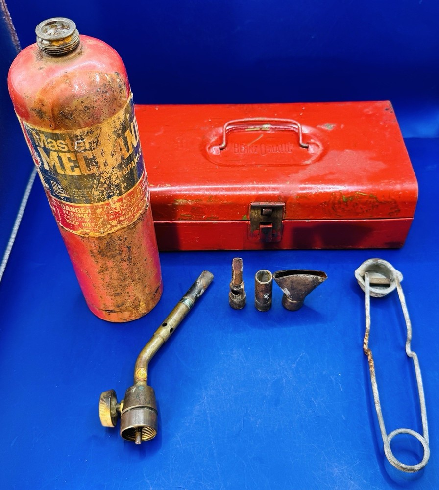Vintage Bernzomatic Torch Kit Empty Propane Cylinder Multi Head Kit