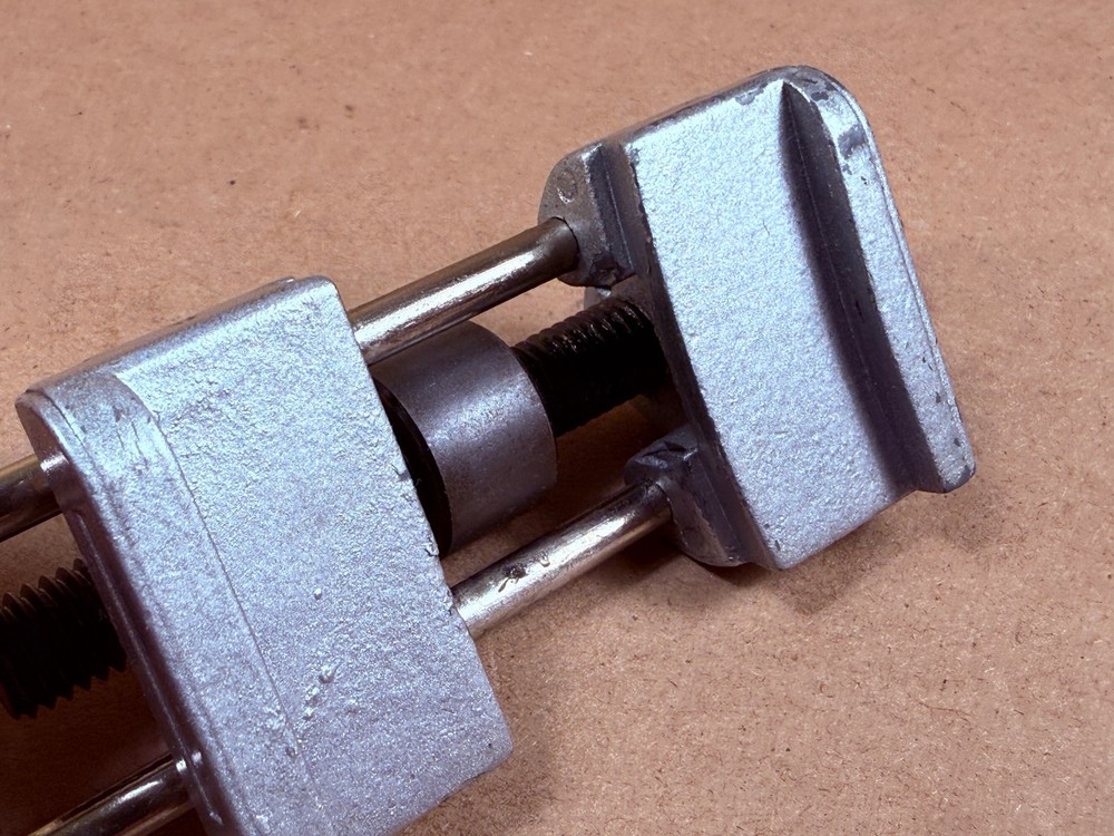 Vintage Boyne Adjustable Honing Guide for Chisel and Planer Blade Sharpening