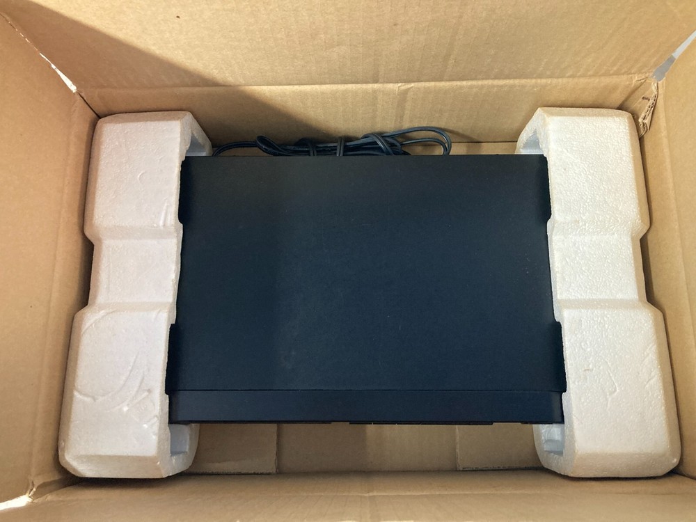 Rotel RT-930AX Stereo Tuner.*GREAT!*