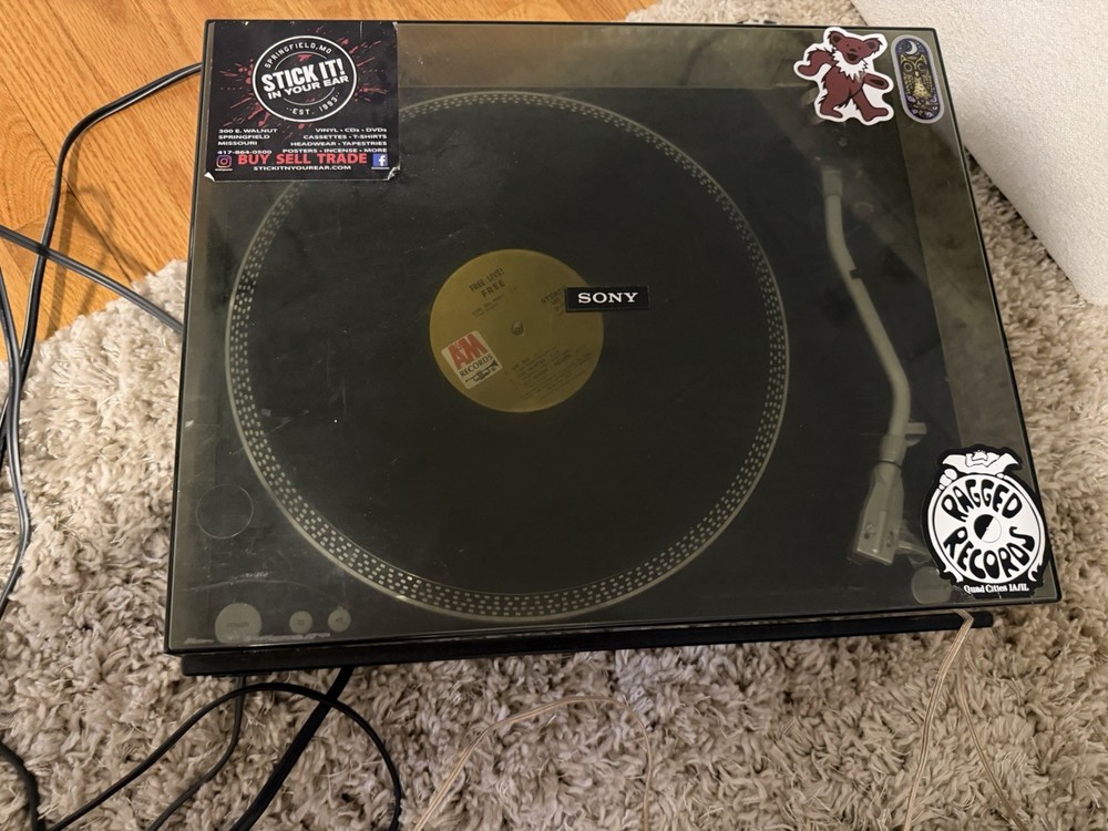 Sony Turntable + Speakers + Stereo Pre-Amp / Amplifier Bundle