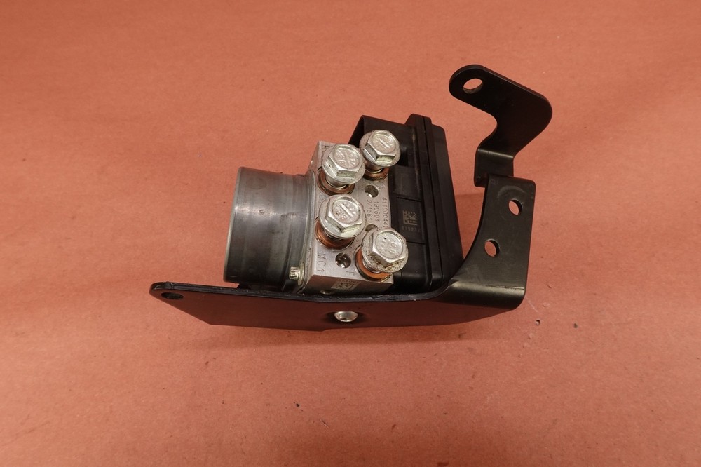 2018-2022 Harley Davidson Heritage Classic FLHCS ABS Pump Module Unit