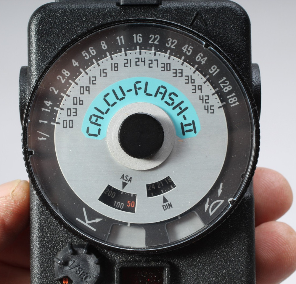 CALCU-FLASH FLASH METER LIGHT METER STUDIO METER TESTED & WORKING