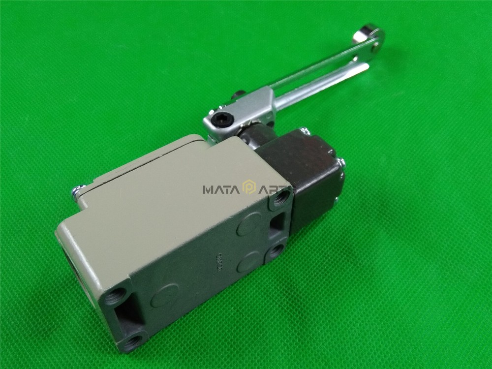 1PC NEW WLCA12-2N OMRON Limit Switch