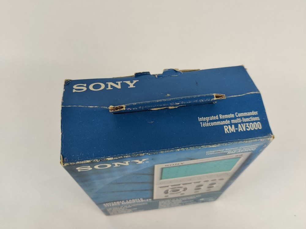 Sony Integrated Remote Commander RM-AV3000 Controls 18 Component Touchscreen