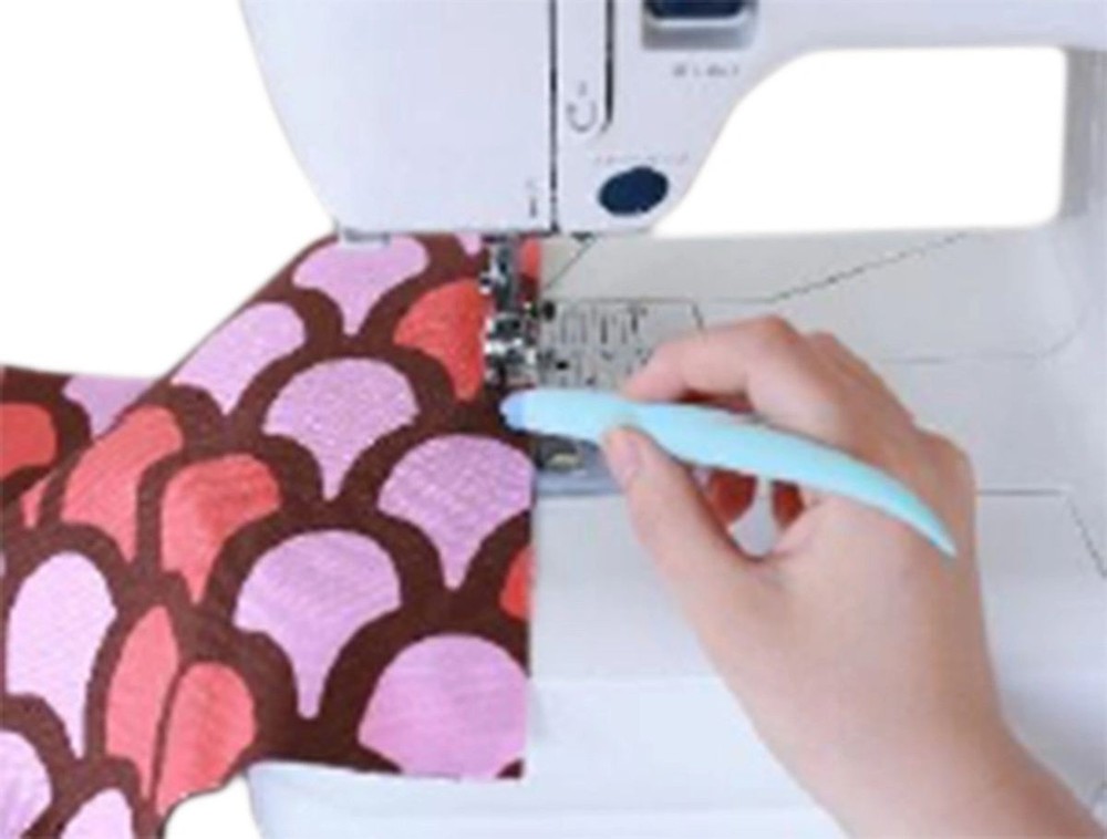 Hold It Precision Stiletto Tool by Clover