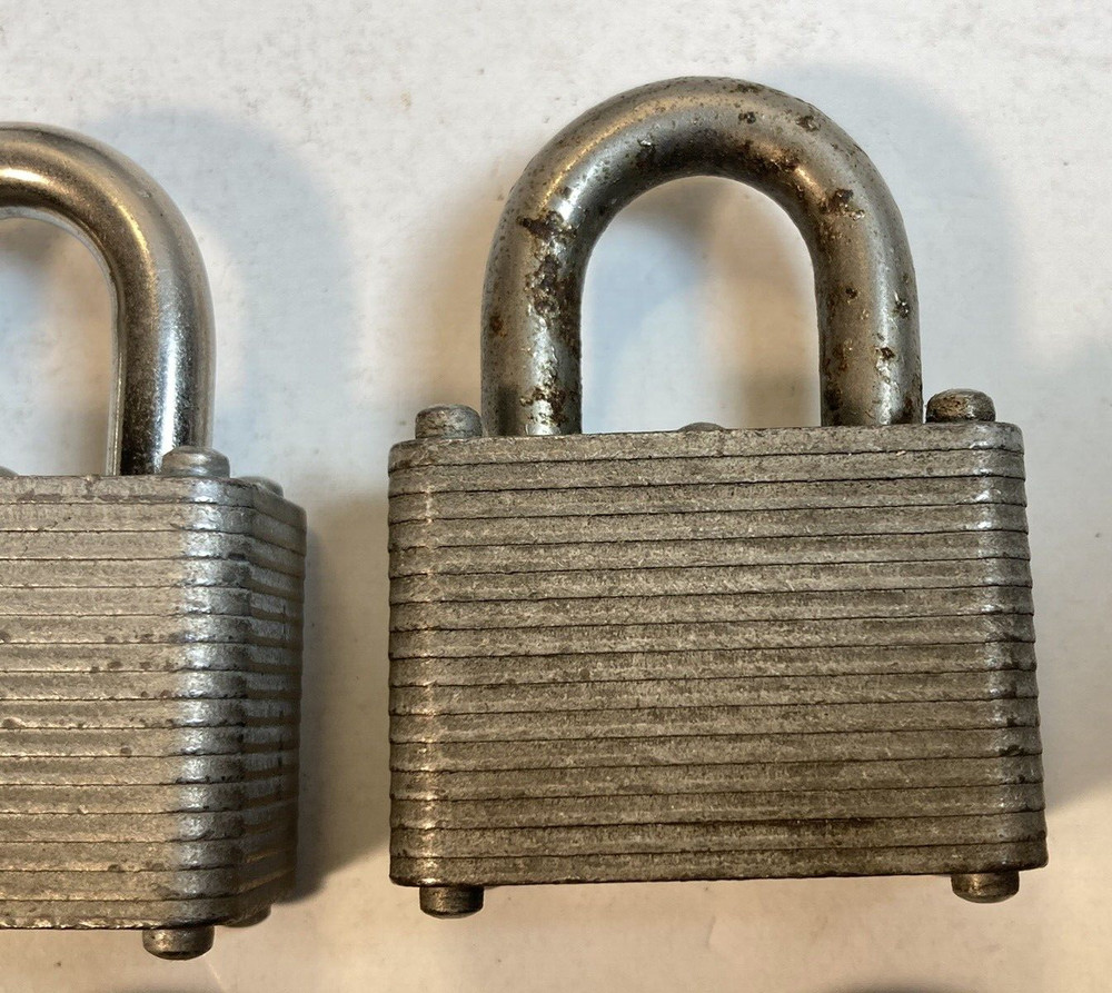 Master Lock No. 22 Padlocks Lot - Keyed Same - 4 Locks - 2 Keys - Milwaukee