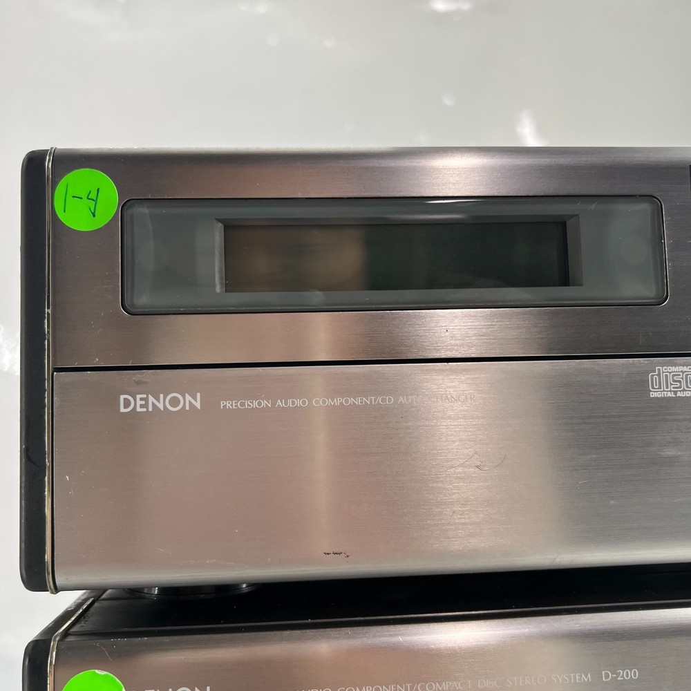 DENON Precision and Component /Compact Disc Stereo System D-200... NO CD Holder