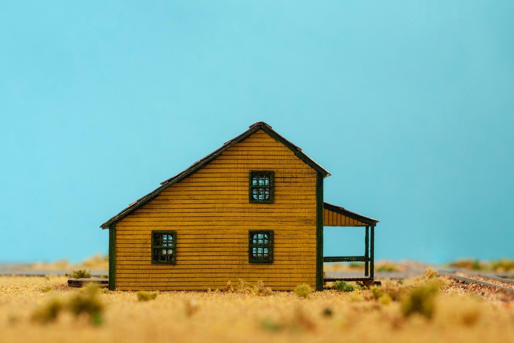 N Scale Laser Cut Railroad Section House 1 KIT