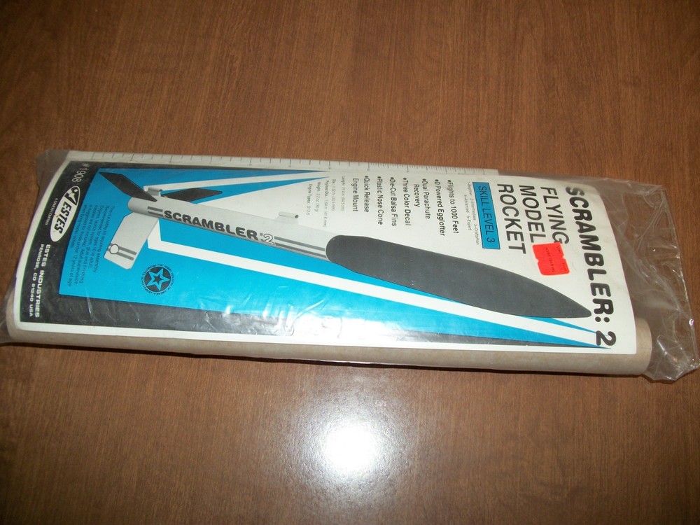 ESTES "SCRAMBLER:2" FLYING MODEL ROCKET