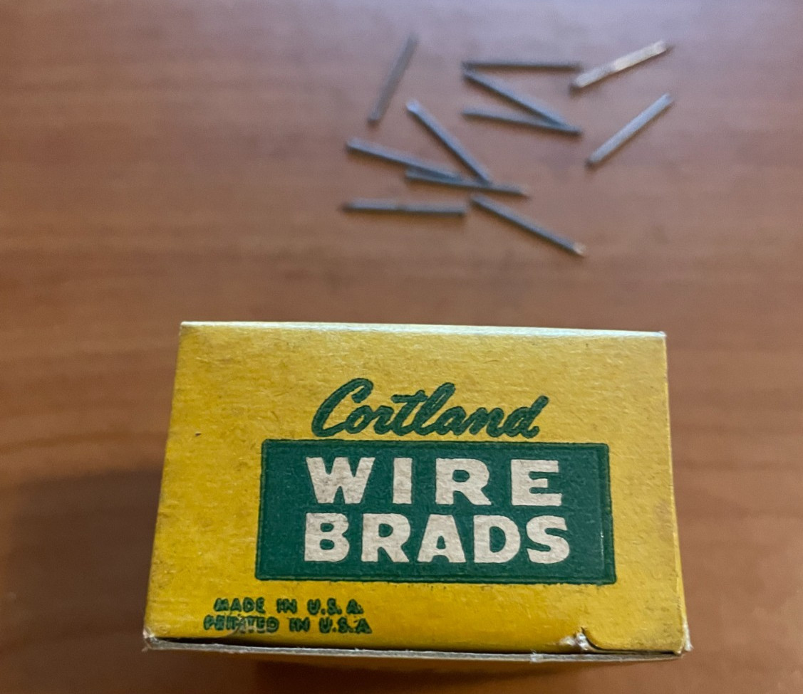 Vintage 7/8 #19 Cortland Wire Nails. Wickwire Brothers Inc. 1/2 lb Unused