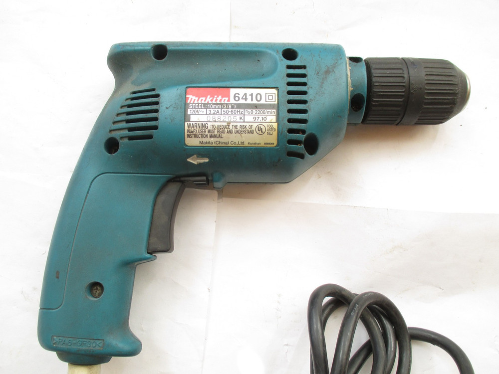 Makita 6410 Reversing Drill, 3/8" Capacity. Keyless