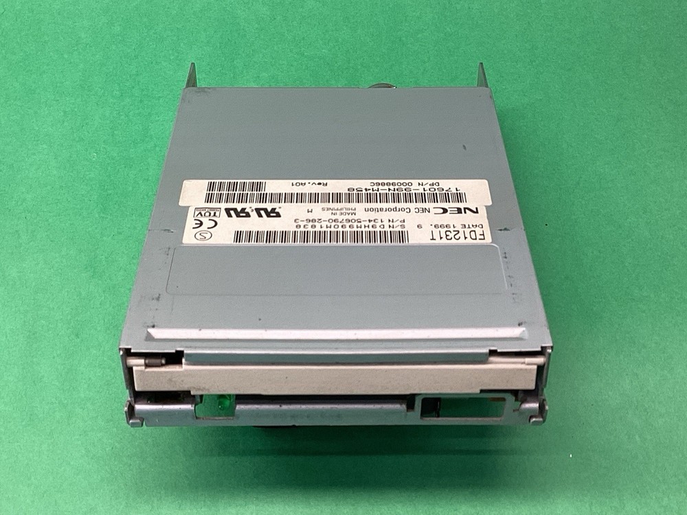 NEC FD1231T Beige 3.5” Internal Desktop Floppy Disk Drive - UNTESTED