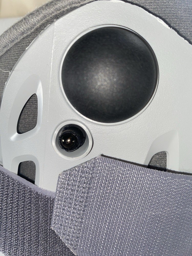 Aircast Softstrike Walking Boot Size Extra Large With Side Pump Inflation