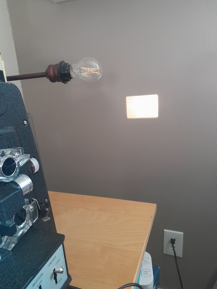 Vintage SEARS Automatic 8mm PROJECTOR Model 584.92700