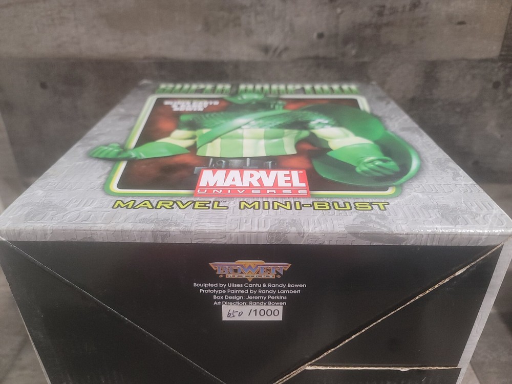 Marvel Bowen Super Adaptoid #650/1000