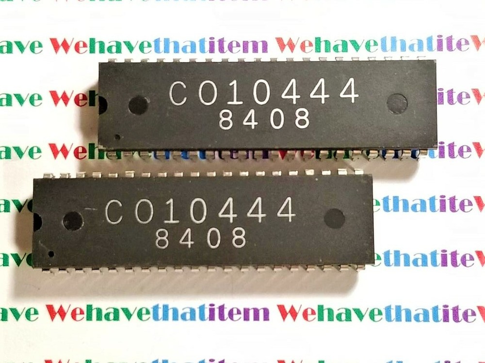 CO10444 / IC / DIP / 2 PIECES / AS IS (qzty)