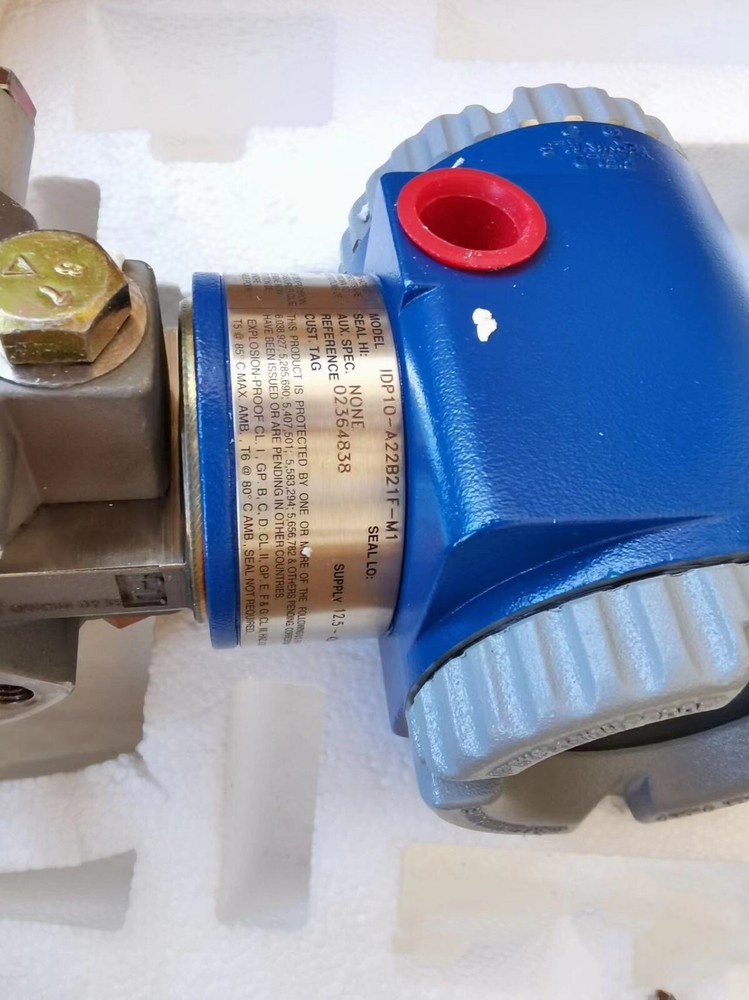 IDP10-A22B21F-M1 FOXBORO Pressure Transmitter
