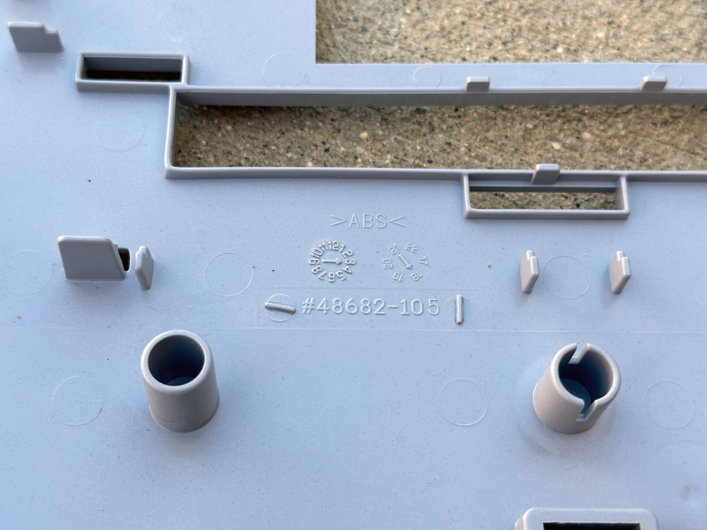 Precor Panel Display Console Faceplate, 4 Metric Window, EFX/TRM (48682-105)