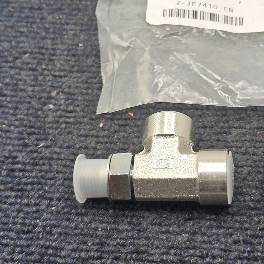 (QTY 2) Tee Adapter 3E-7410