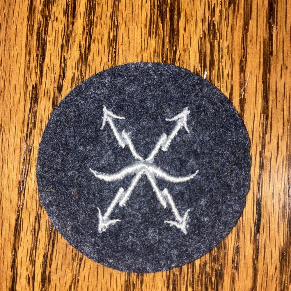 WW2 GERMAN Luftwaffe Signals Sleeve Patch.  Lot # 237