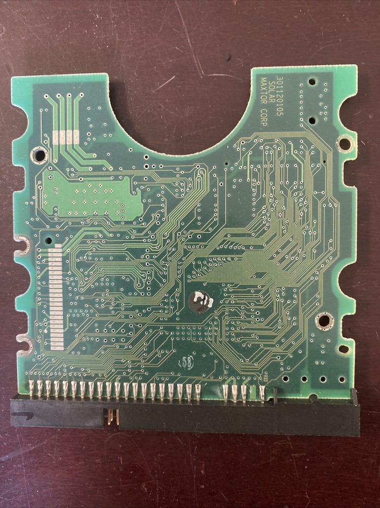Maxtor PCB Board 301120105