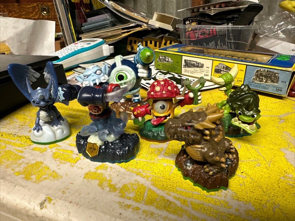 Skylanders Lot Of Six Untested As Is