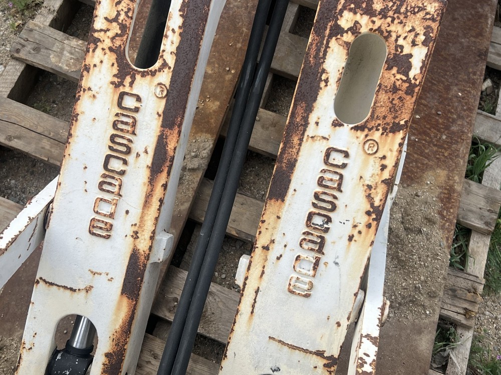 Cascade 4500 LB Push/Pull Slip Sheet Forklift Attachment 45E-PS-352