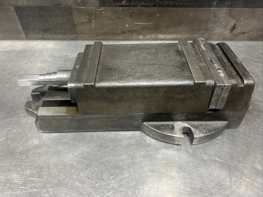 Vintage MILLING MACHINE VISE Used Surplus