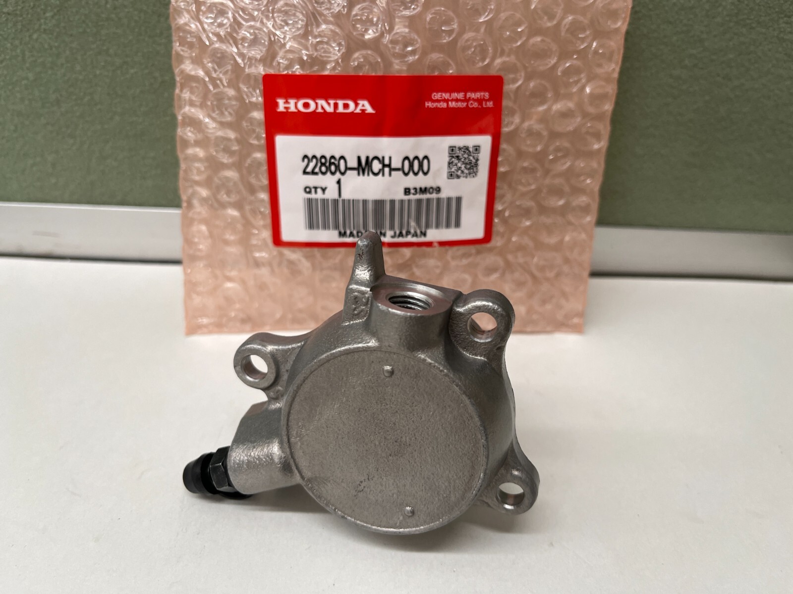 Honda VTX1800 Clutch Slave Cylinder Assembly OEM 22860-MCH-000 2002-2008