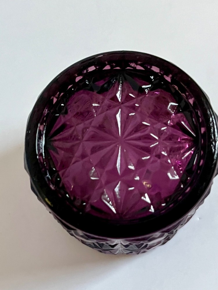 Vintage salt dish Degenhard glass amethyst Daisy and Button Pattern