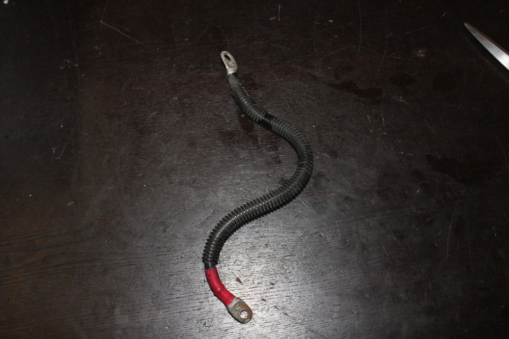 2001 Harley-Davidson Electra Glide POSITIVE CABLE