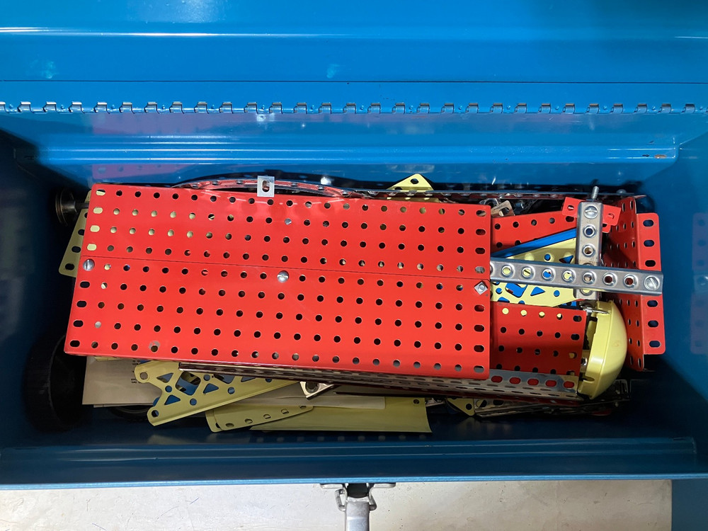 Gilbert Erector Set Blue Tool Box Instructions Original 1969