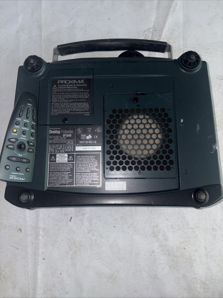 PROXIMA 5800 DESKTOP VIDEO PROJECTOR With Remote, Tested
