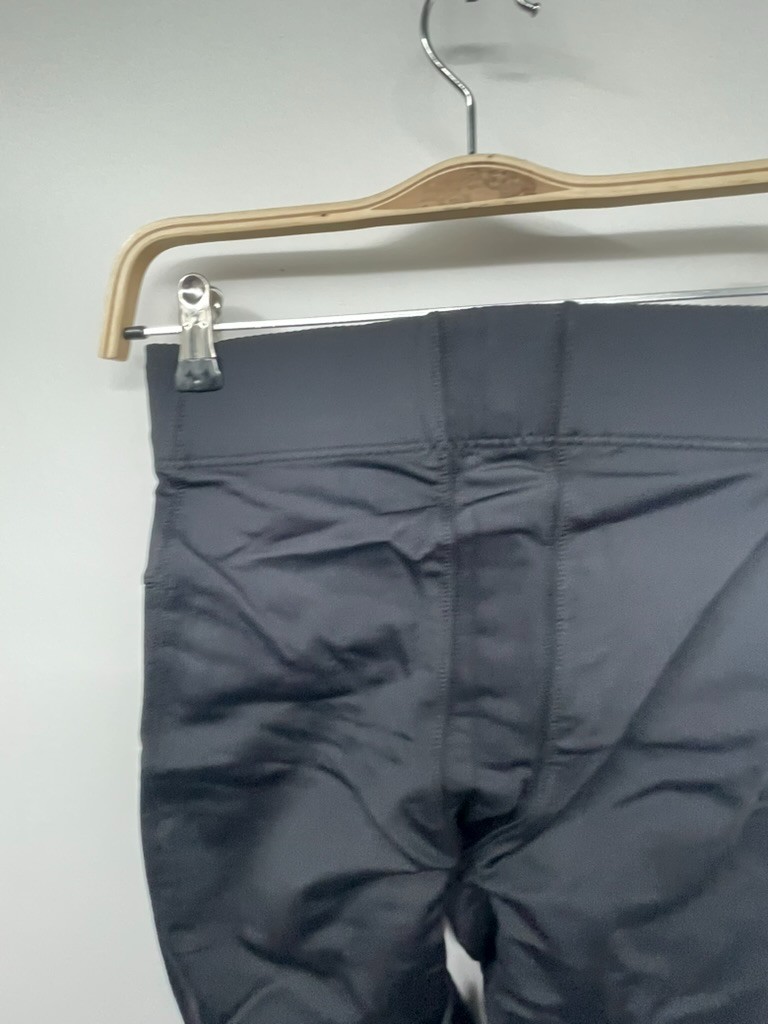 Under Armour Authentic Football Pants Men's Medium Black Performance Gear NWOT