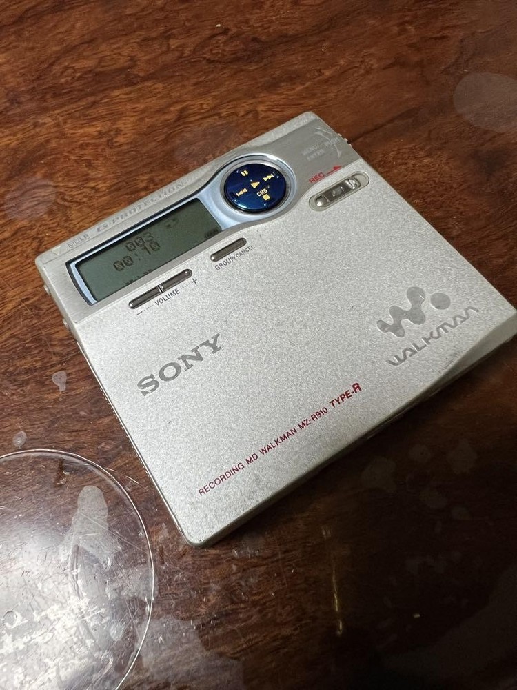 Sony MZ-N910 Silver MD Walkman Portable Player Tested Working With Controller